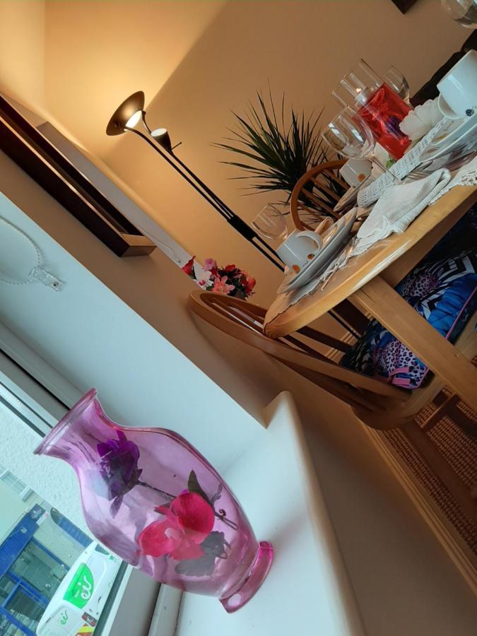Main Street Apartment Carrick-on-Shannon Екстер'єр фото